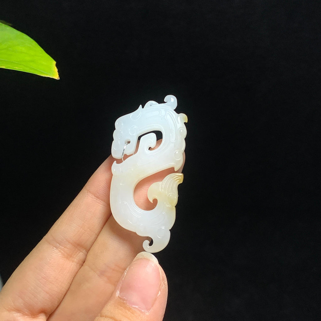 和田山料糖白玉仿古龙挂件（13.8g）