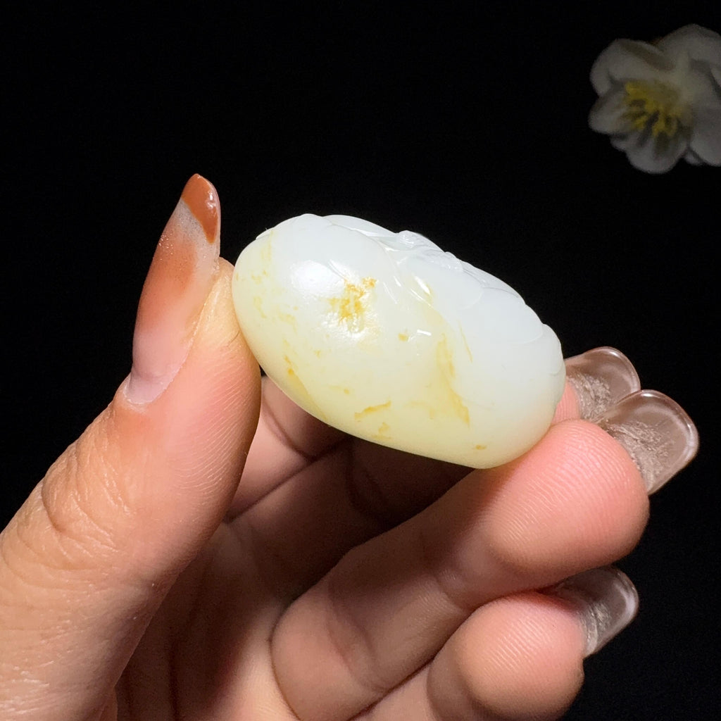 和田玉籽料观音挂件（50.2g）