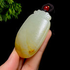 秒杀和田玉籽料无事牌（35.8g）
