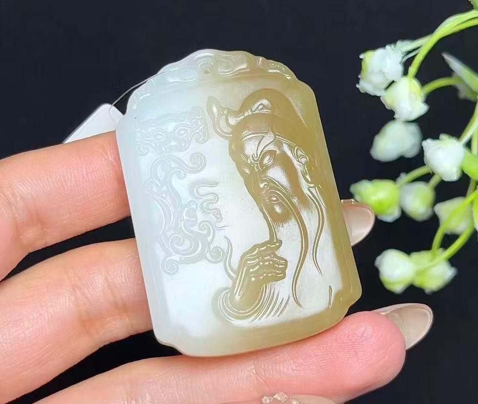 和田玉糖白羊脂白玉武财神关公山水牌（47.2g）