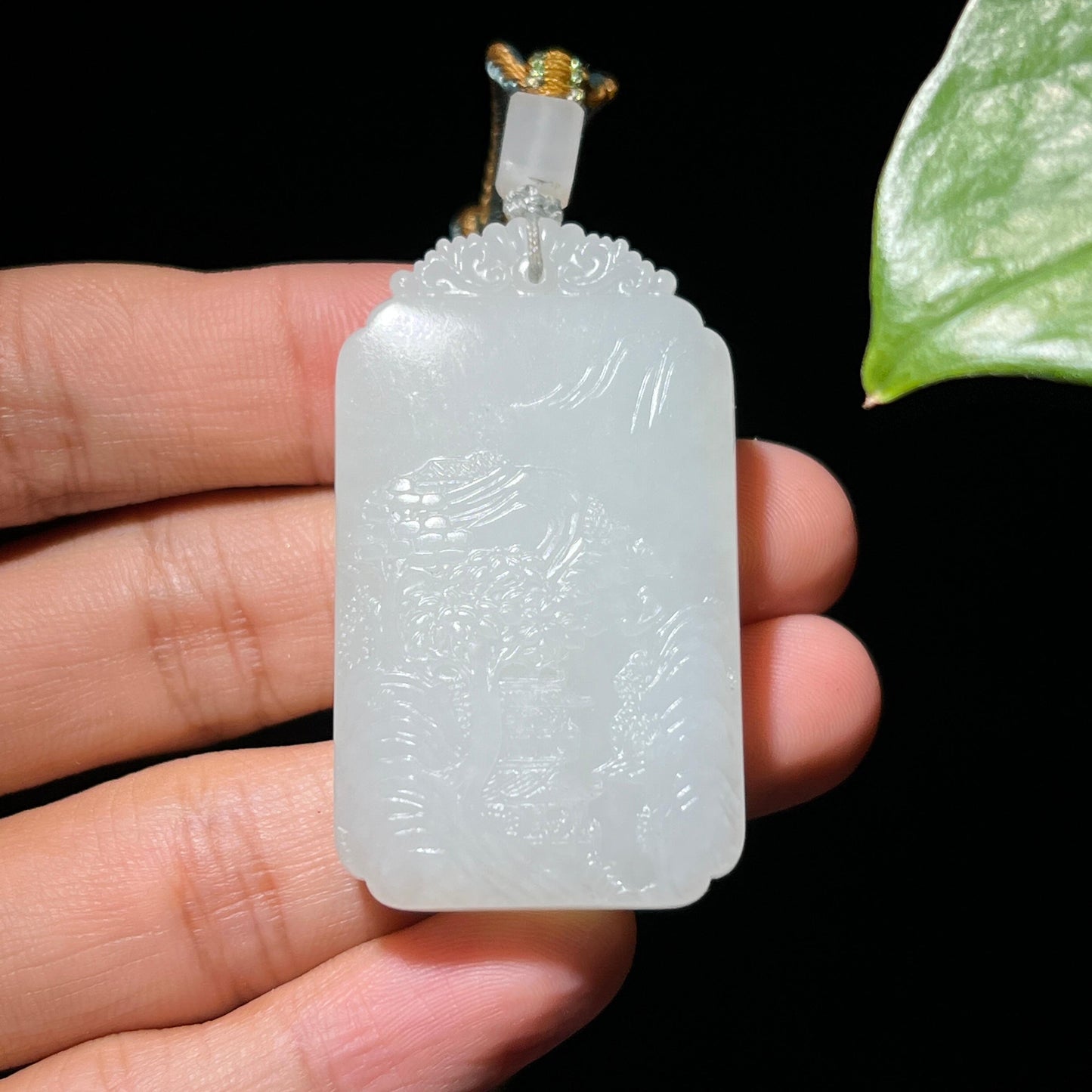 和田玉籽料满皮洒金皮山水牌（34.9g）