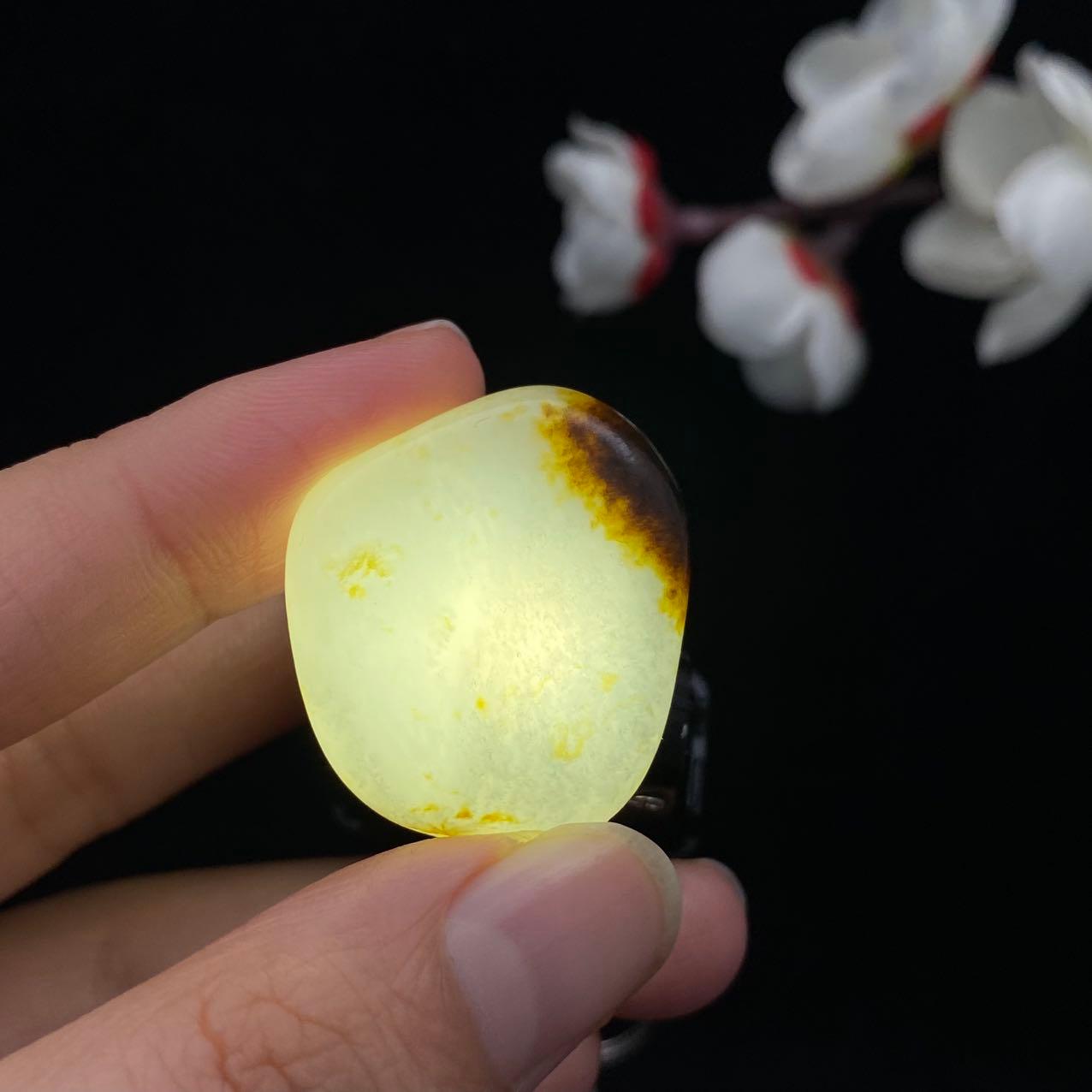 高品質！和田玉★青花籽料の置物、ストラップにも！証明書付き 和田玉-青花籽料原石（51克） – 厚德载玉