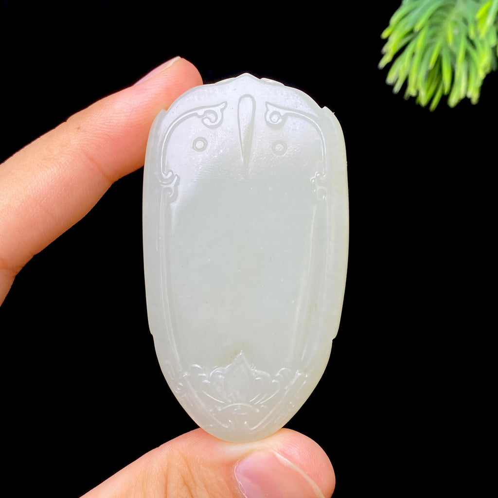 和田玉籽料无事牌（56.8g）