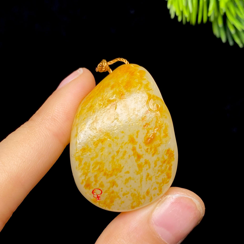 和田玉籽料佛公（29.4g）