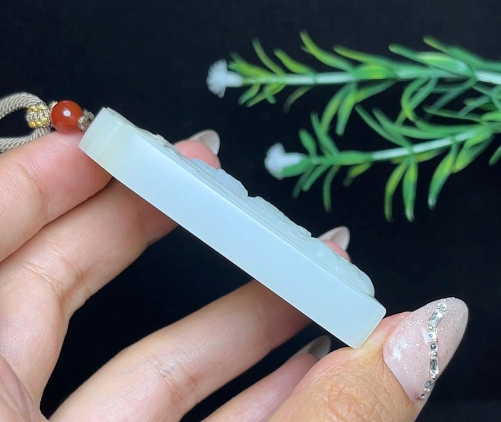 和田玉糖白羊脂玉观音（62.5g）