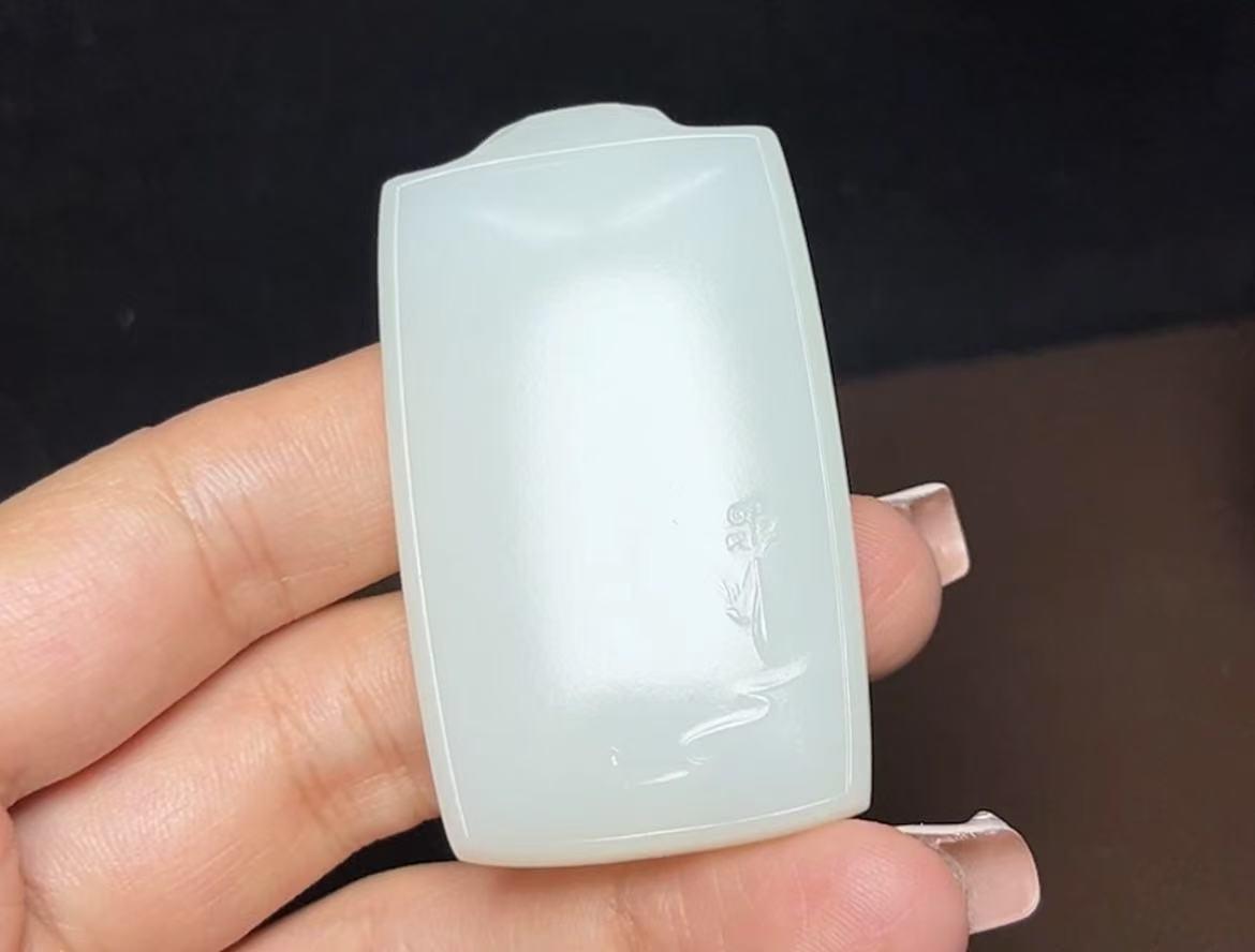 和田羊脂玉平安无事牌（48.3g）