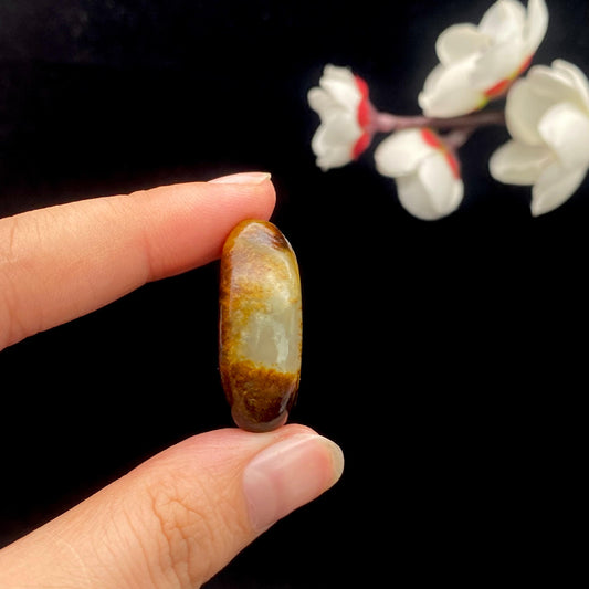 和田玉聚红皮籽料吊坠籽（8.7g）