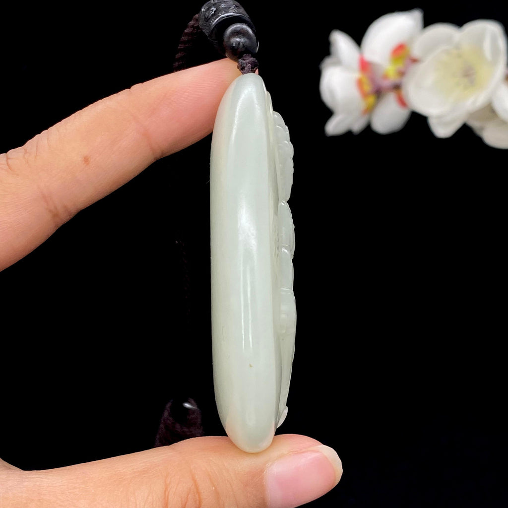 和田玉-籽料【观音】大挂件（76.2g）