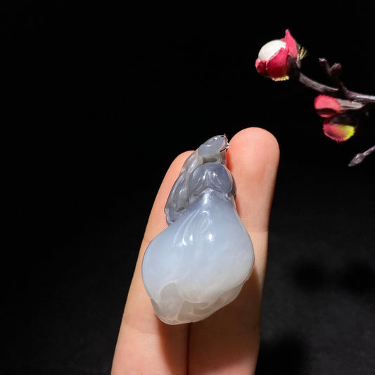 精品和田玉紫罗兰玉兰花挂件（27.6g）
