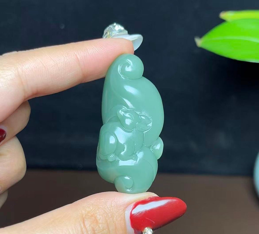和田玉鸭蛋青狐狸挂件（17.5g）