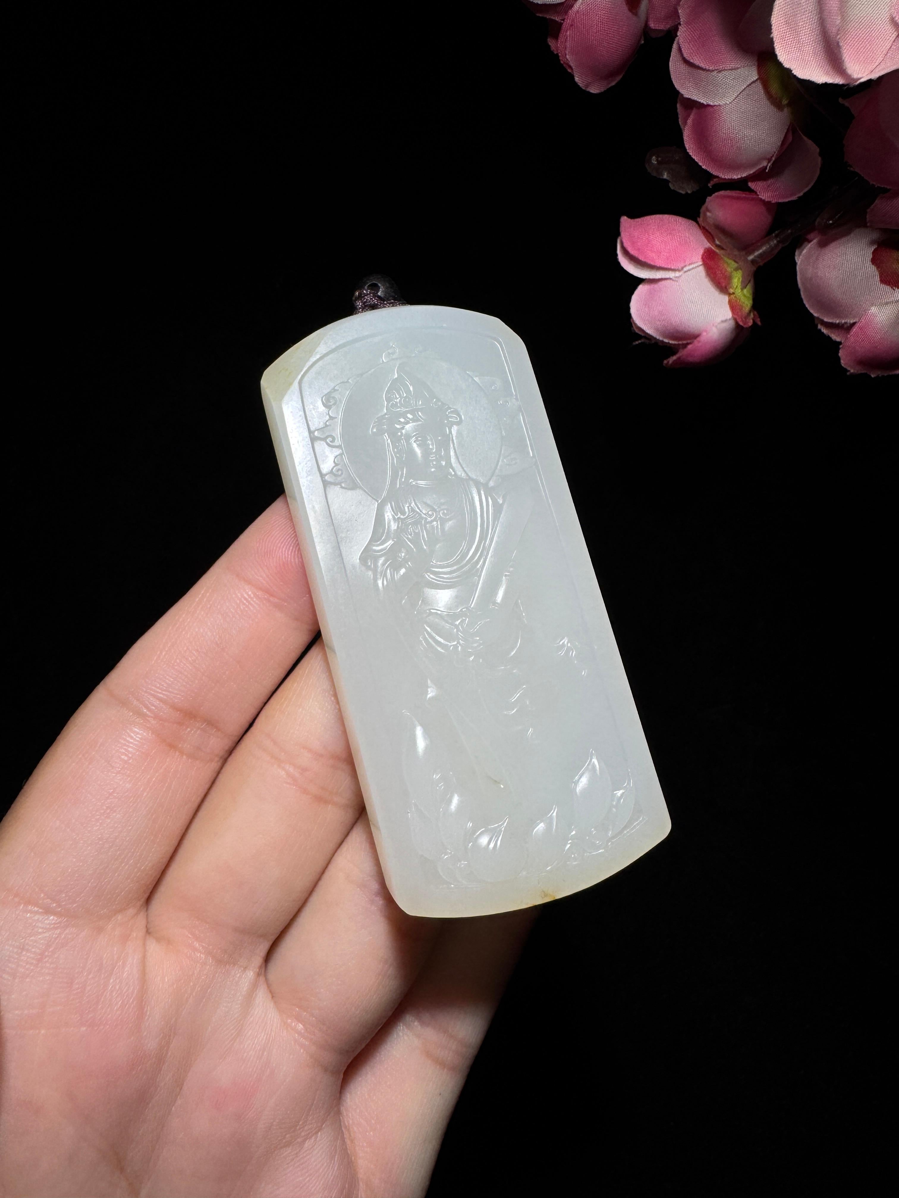 和田玉籽料白玉观音挂件（63.1g）