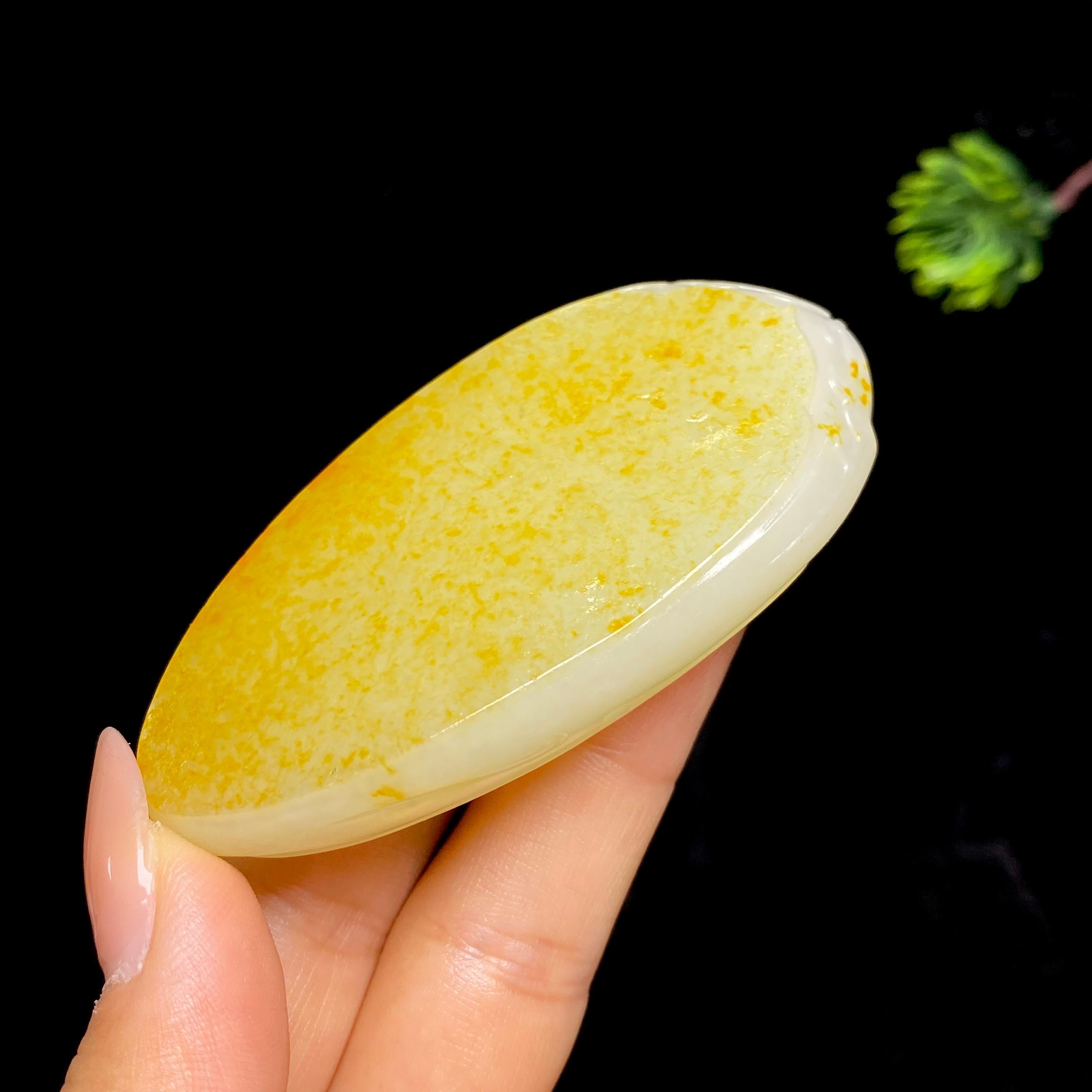 和田玉籽料平安无事牌（80.8g）