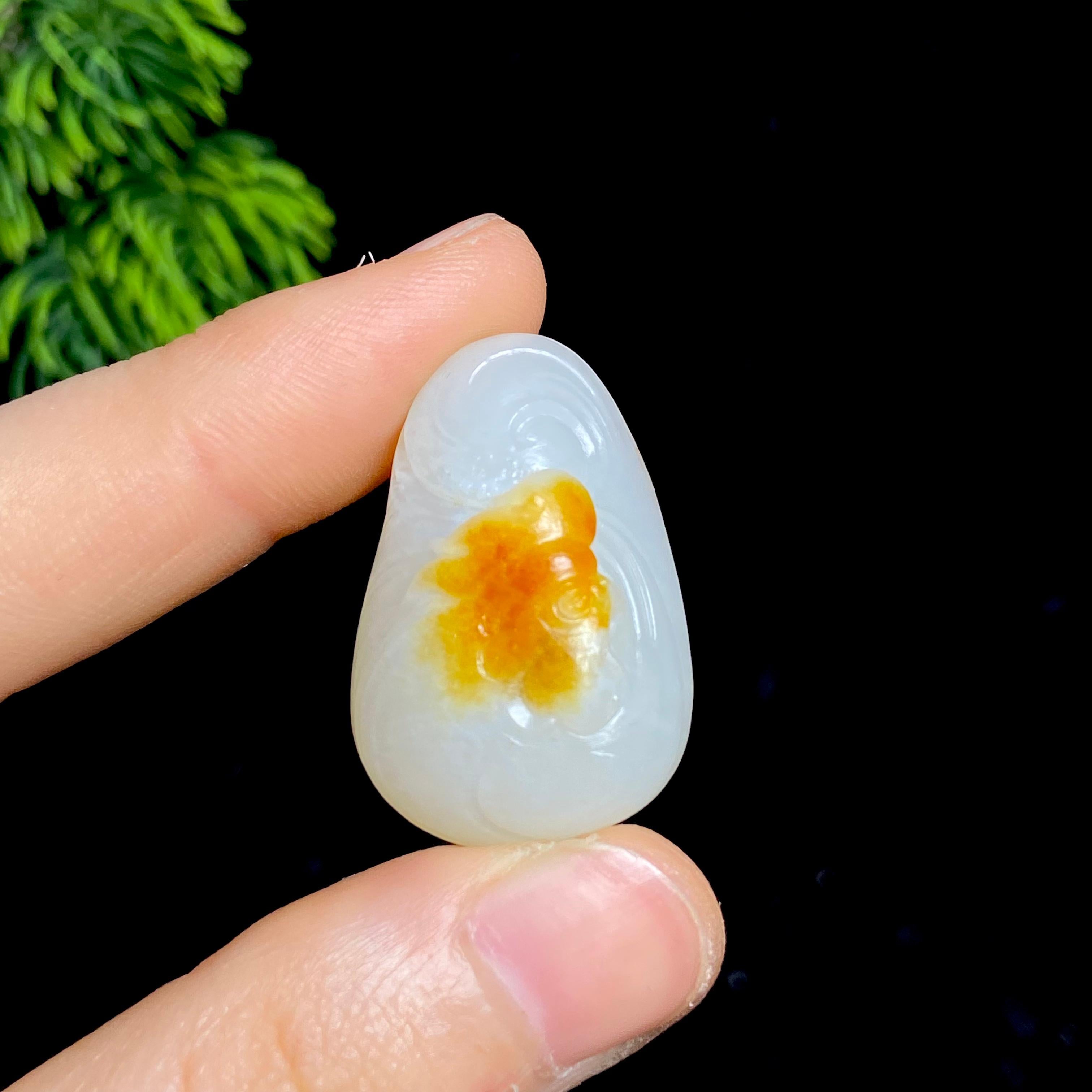 和田玉籽料生肖鸡（13.5g）