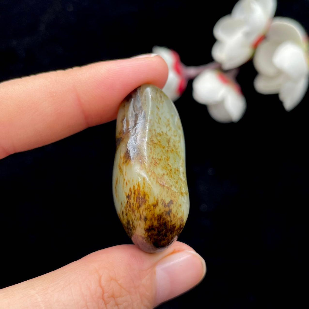 和田玉聚黑皮籽料挂件（26.2g）