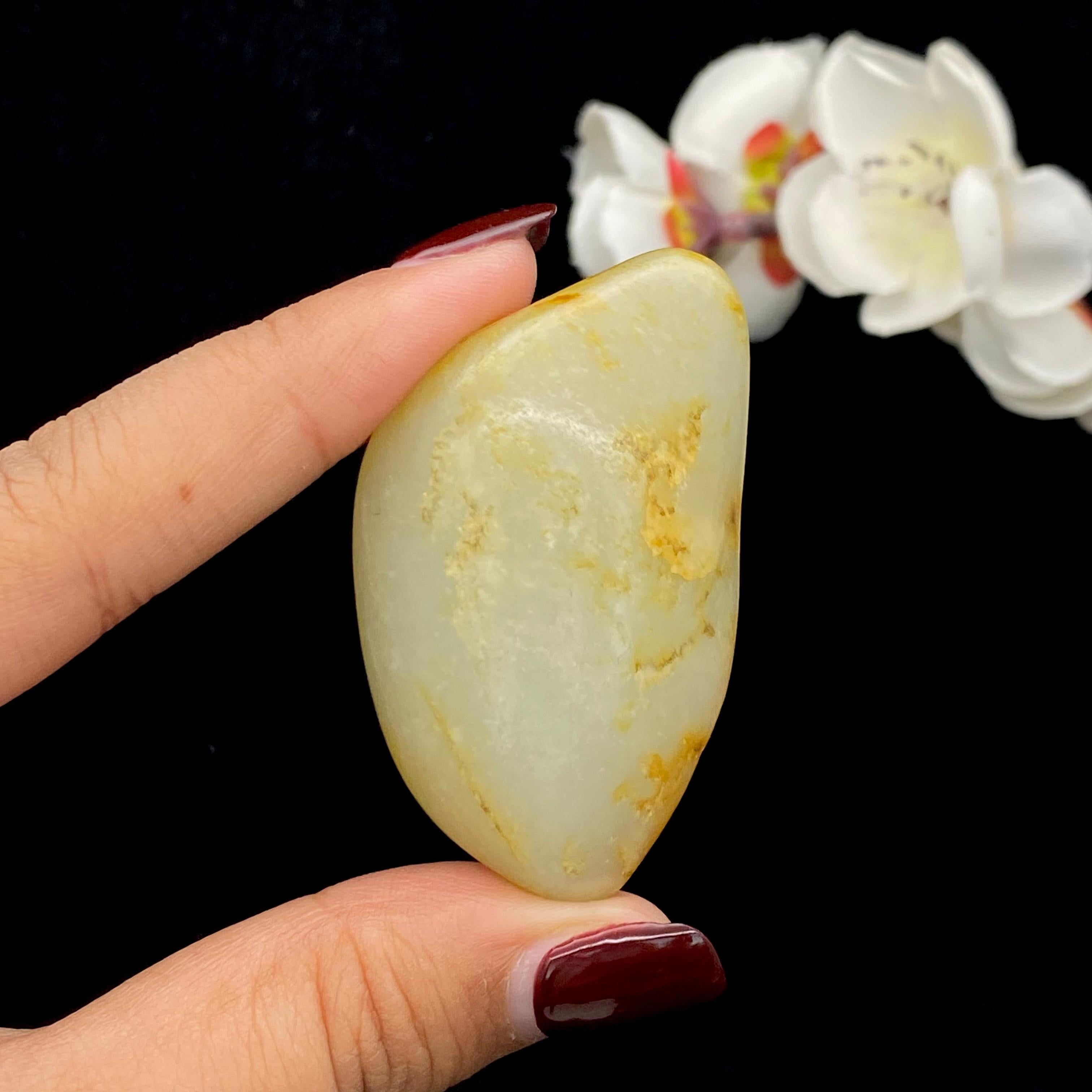 和田玉黄皮籽料原石（36.8g） – 厚德载玉