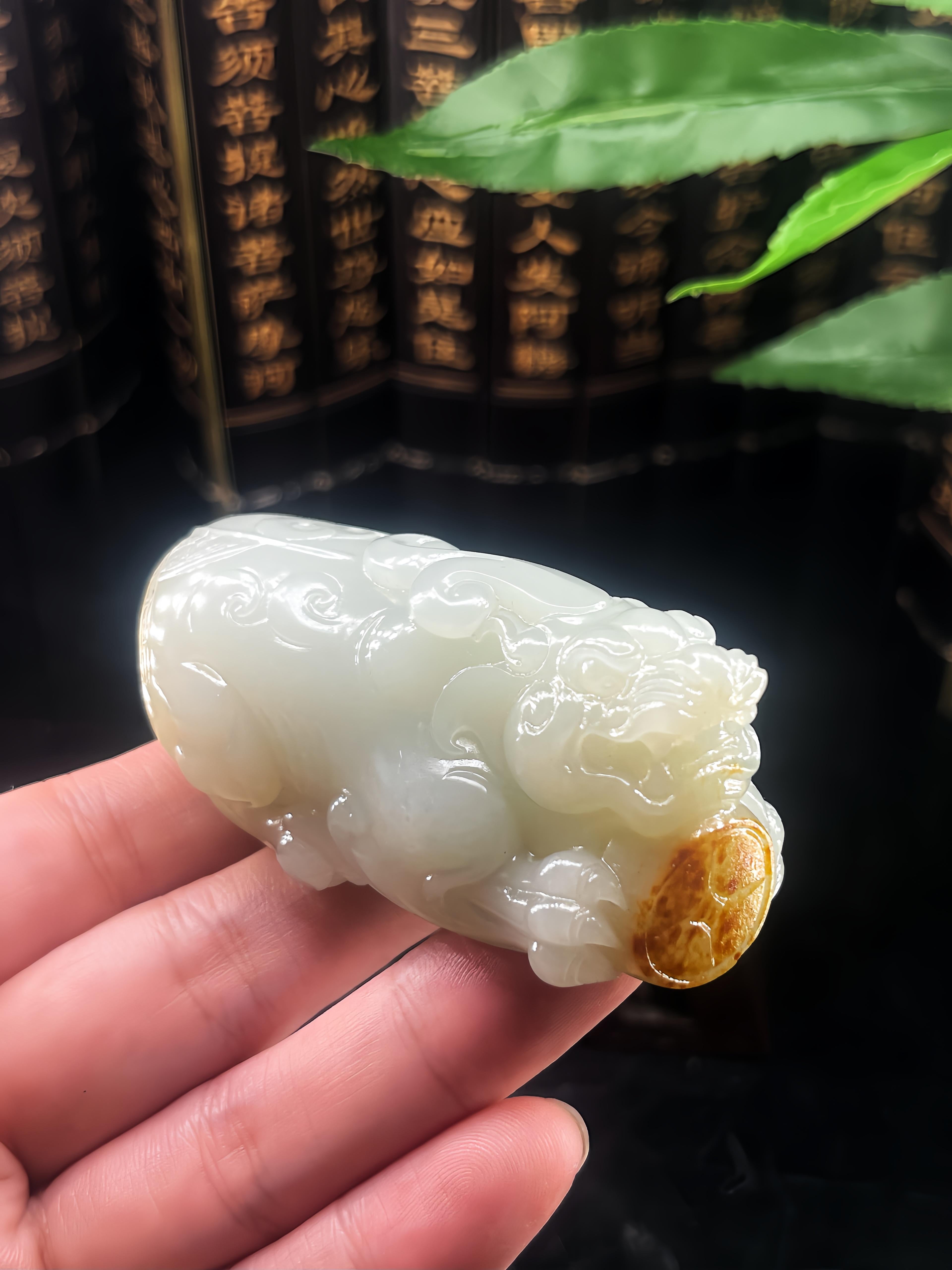 籽料貔貅手把件（143.3g）