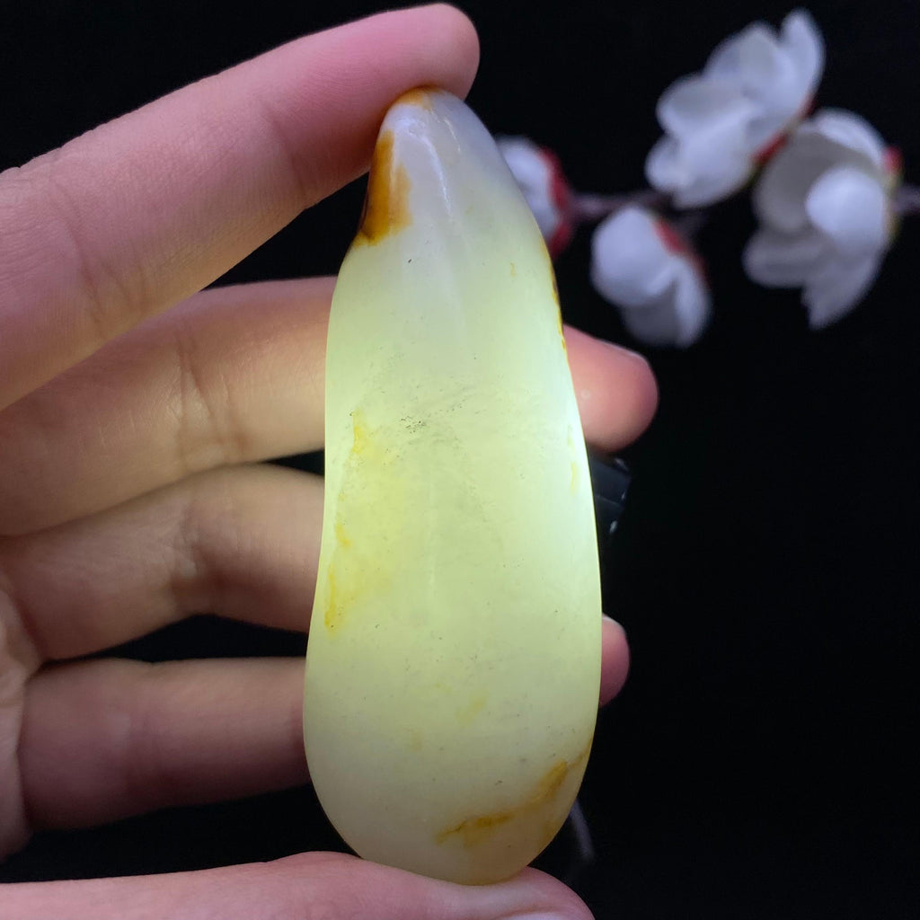和田玉黄皮籽料挂件（46.7g）