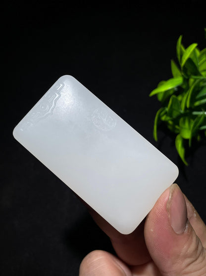 和田羊脂白玉无事牌（56.7g）