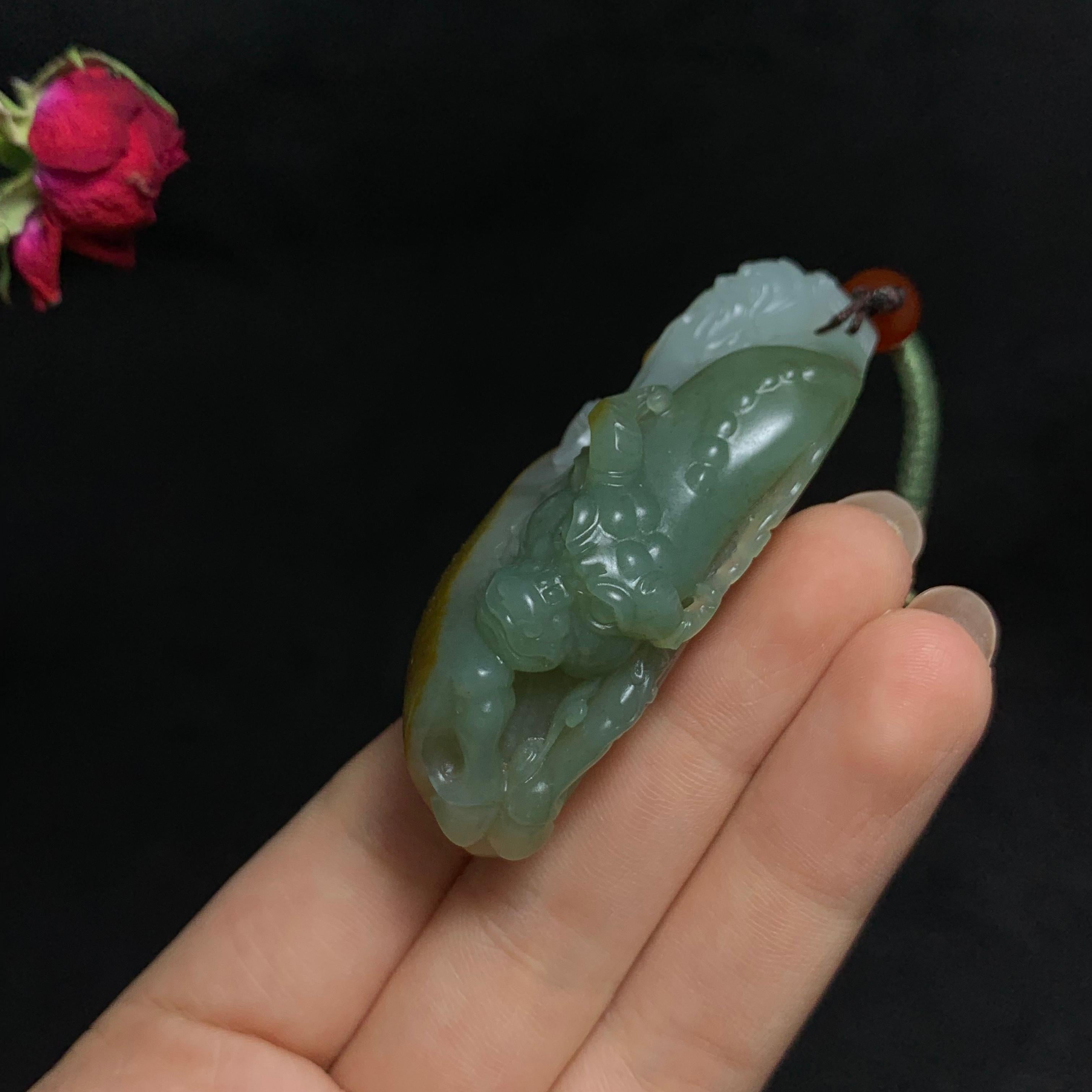 玉龙喀什河洒金皮籽料老子问经（62.8g）