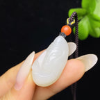 和田玉新疆且末米达料白玉观音（10.0g）