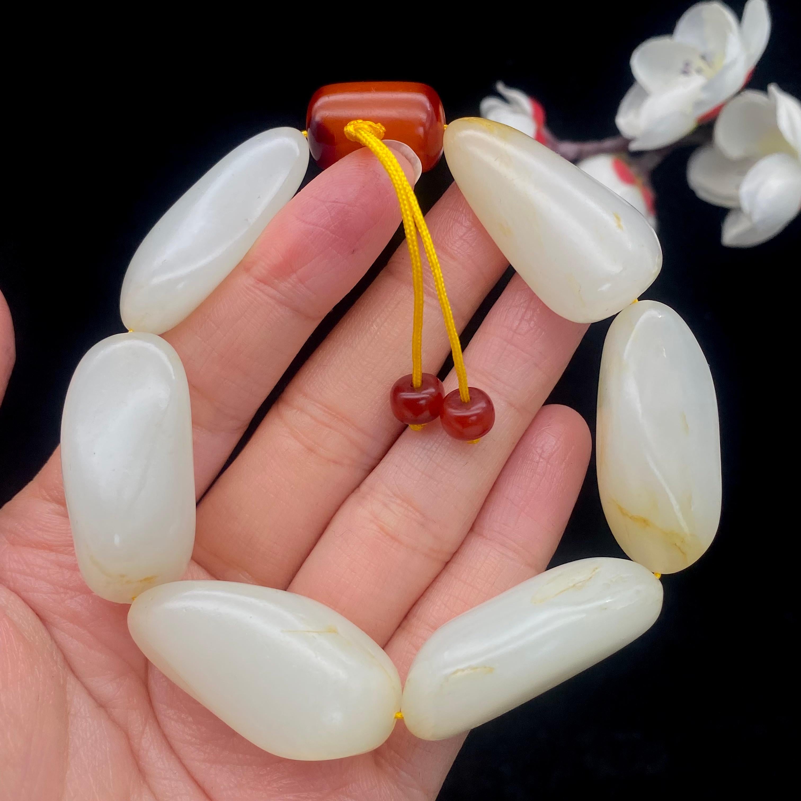 和田玉洒金皮籽料【精品手串】（80.2g）