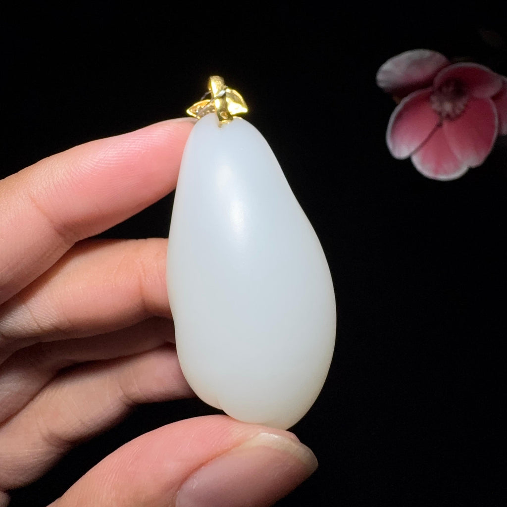 和田玉白玉花开富贵吊坠（18.9g）