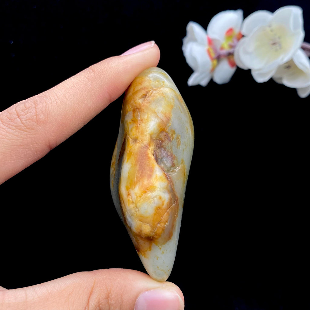 和田玉洒金皮青花底籽料手把件（148.1g）