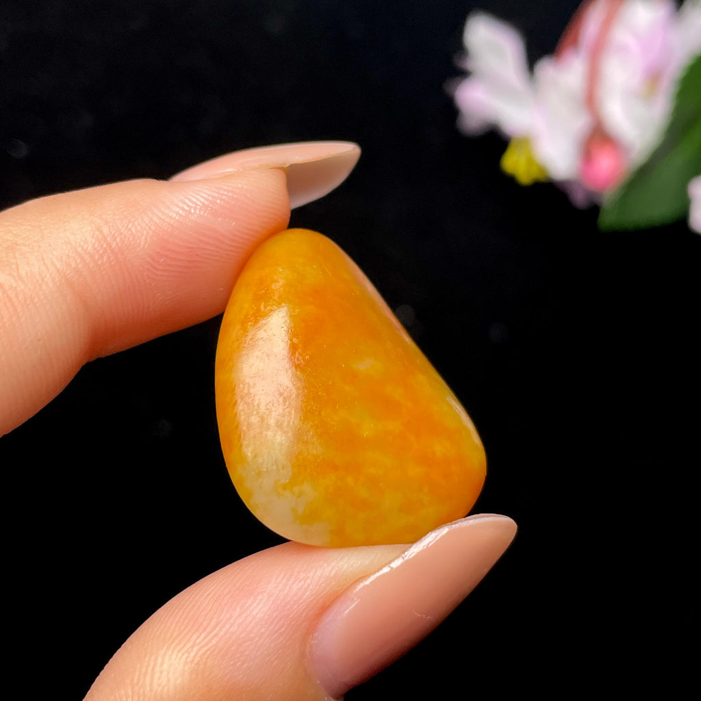 和田玉黄皮籽料挂件（8.32g）