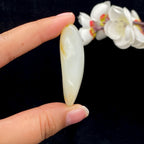 和田玉黄皮籽料挂件（30.5g）