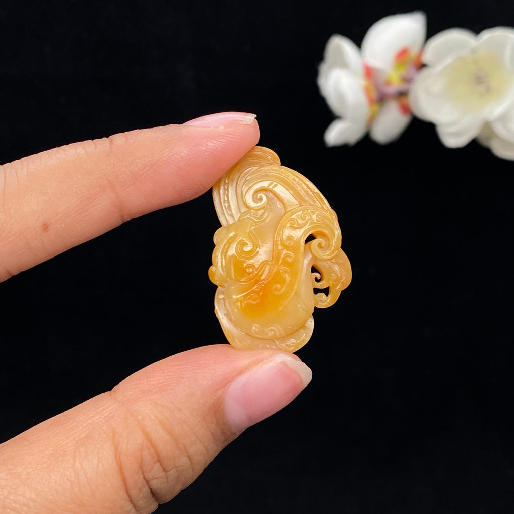 和田玉黄沁皮籽料【仿古凤】吊坠（6.4g）