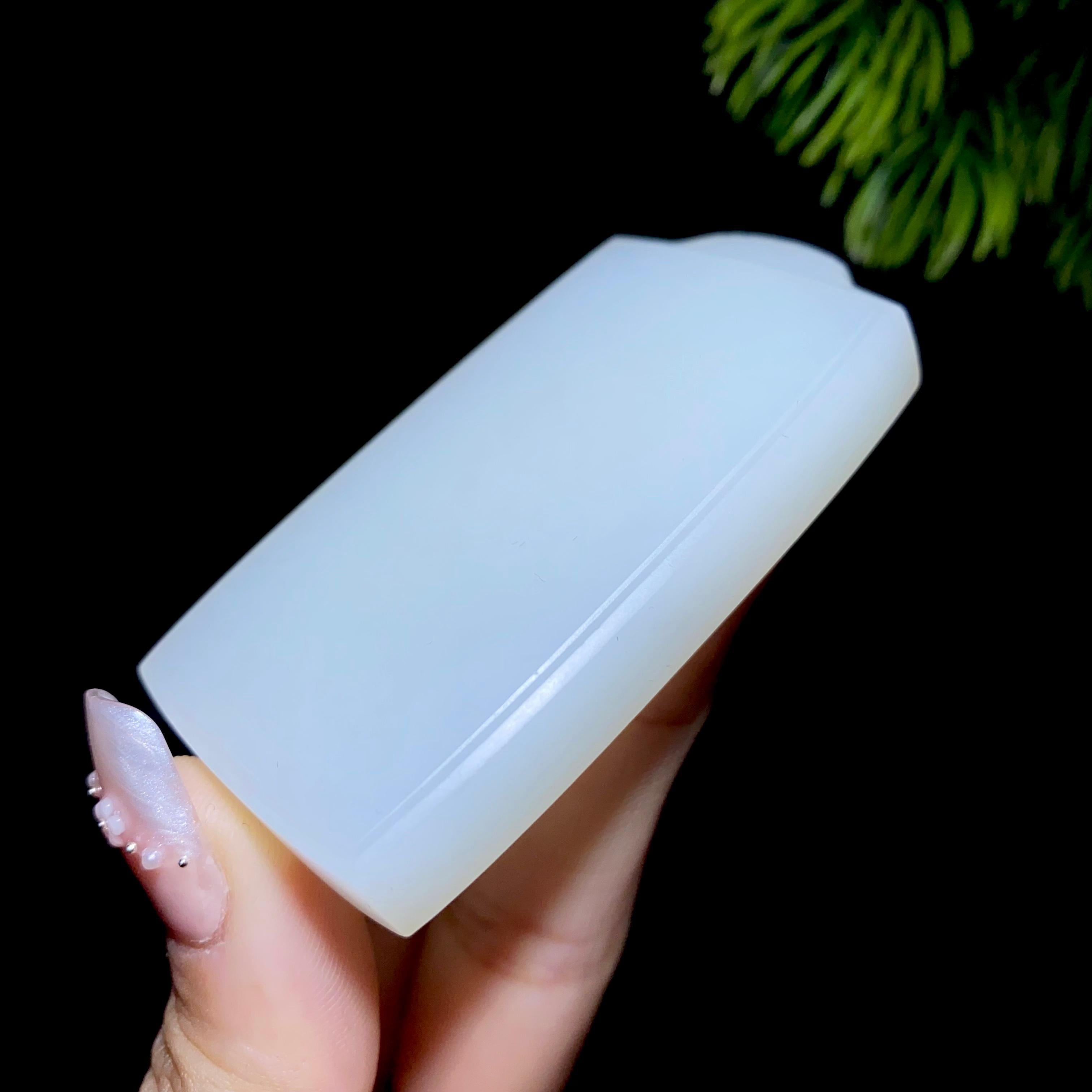 和田玉羊脂白玉无事牌（59.5g）