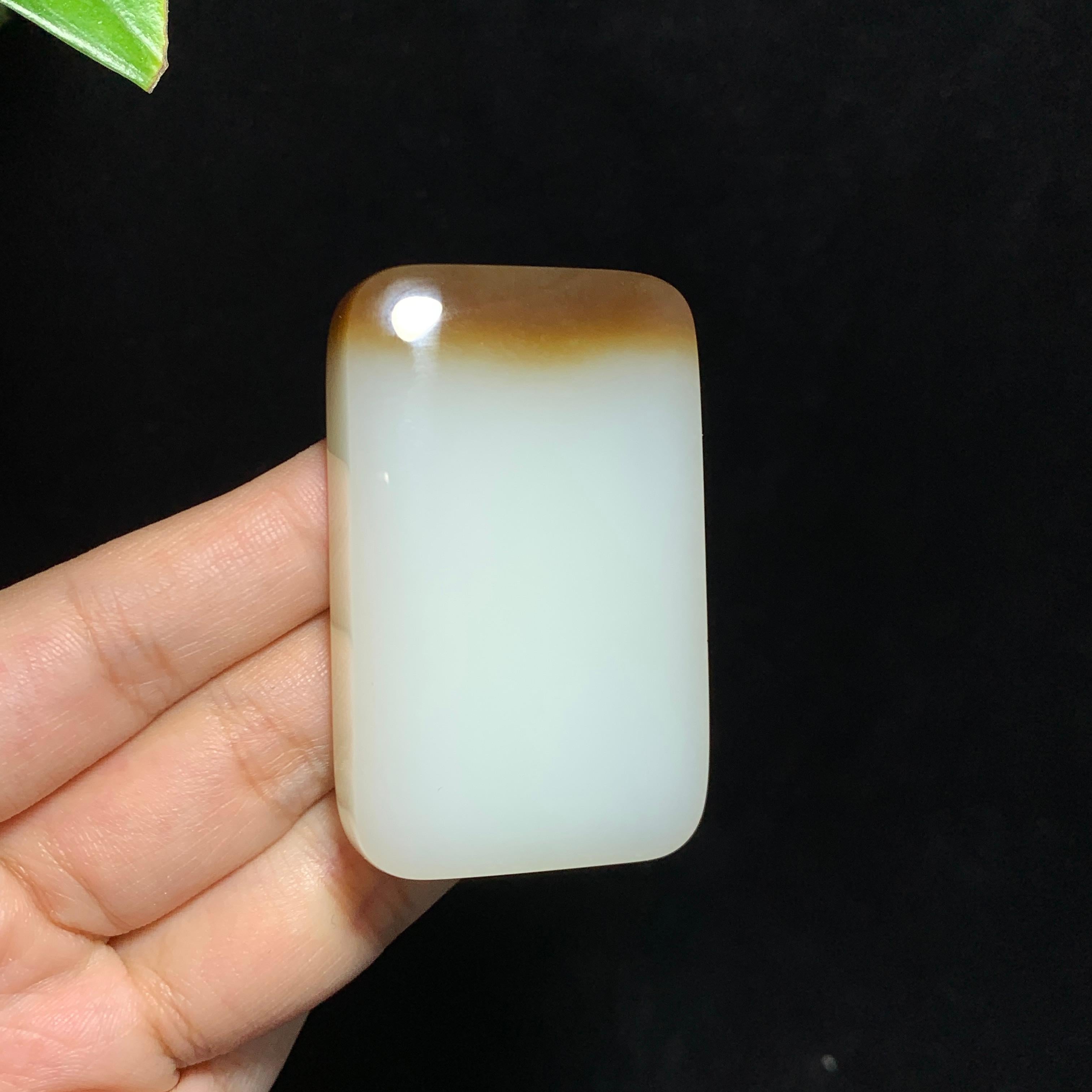 和田山料羊脂糖白玉无事牌挂件（65.0g）