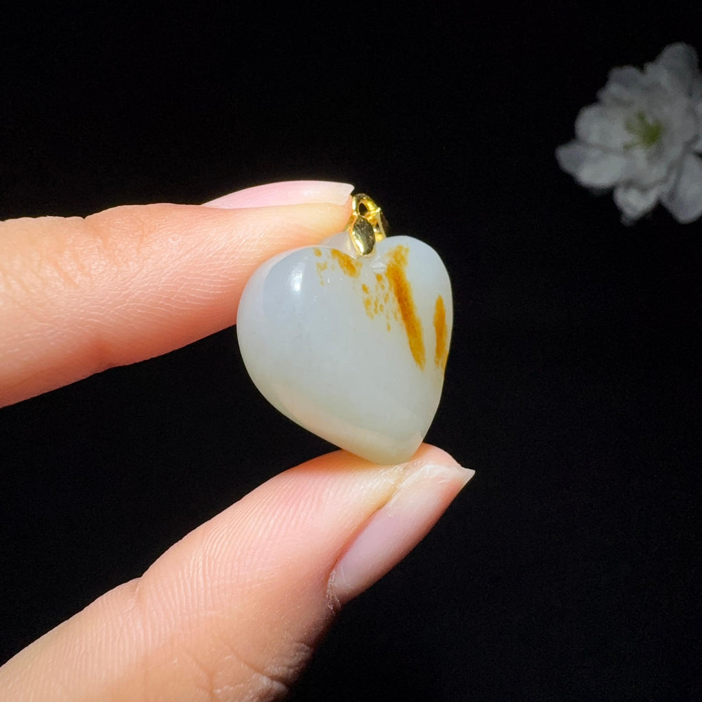 和田玉籽料爱心吊坠（10.2g）