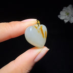 和田玉籽料爱心吊坠（10.2g）