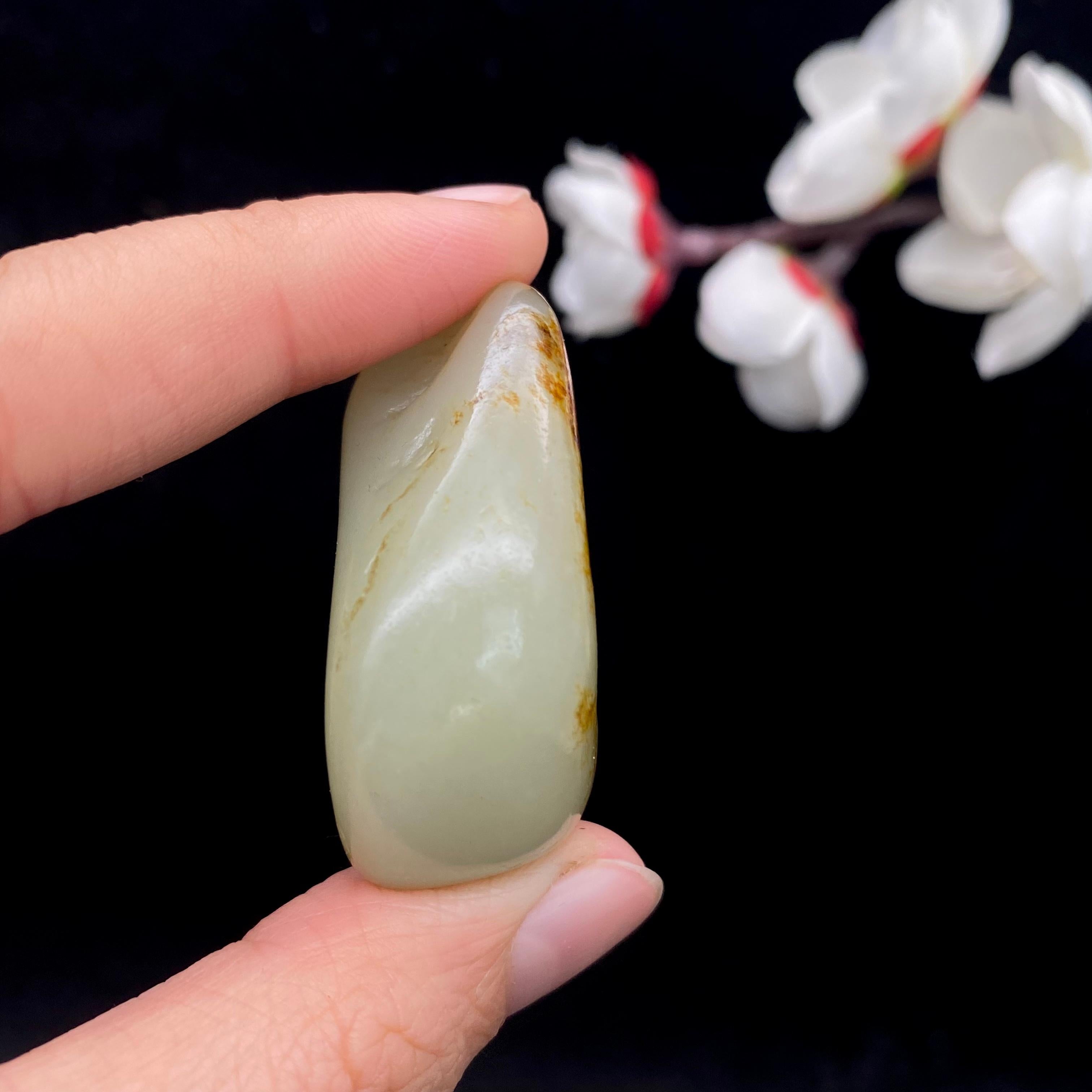 和田玉聚黄皮籽料挂件（30.2g）