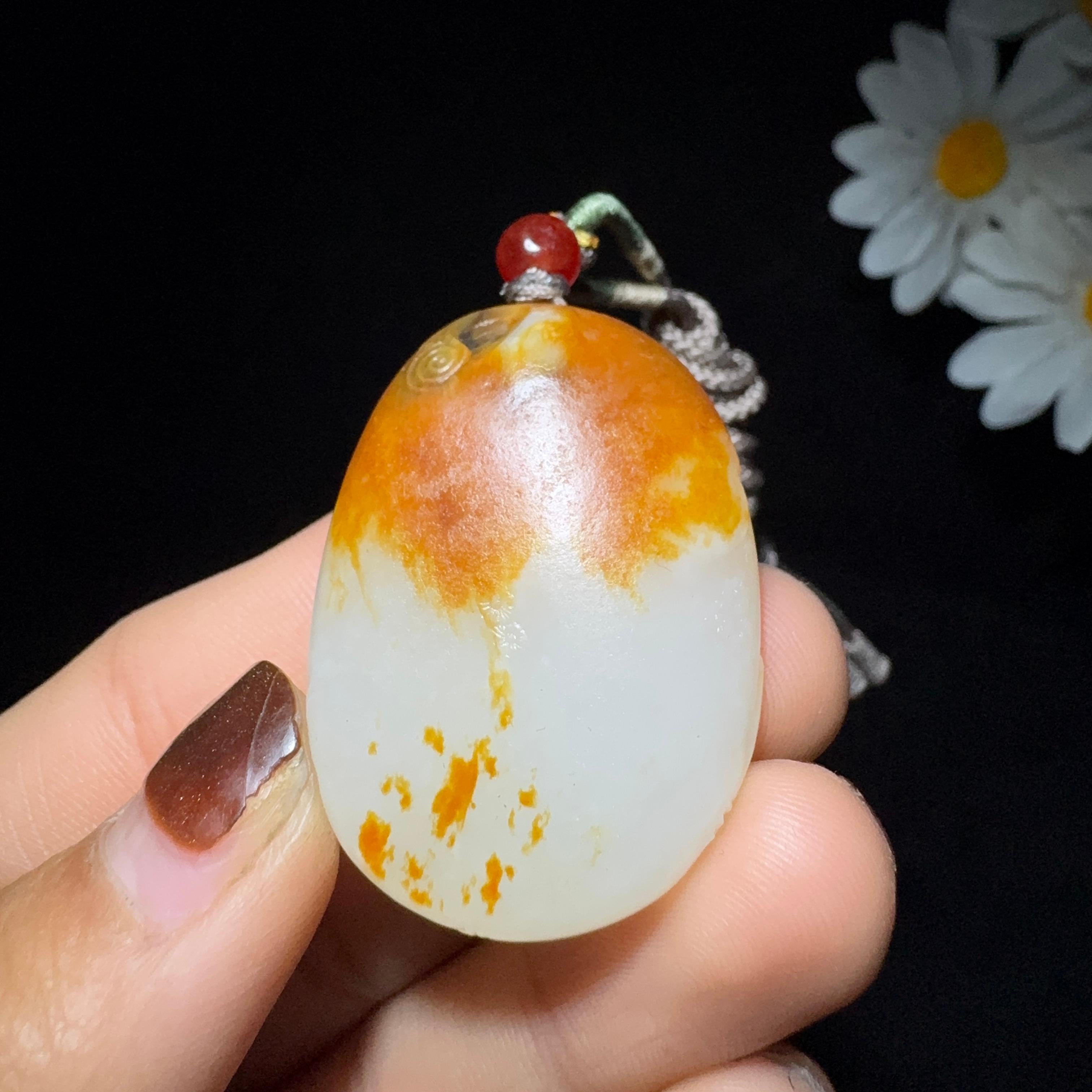 和田玉籽料观音（28.3g）