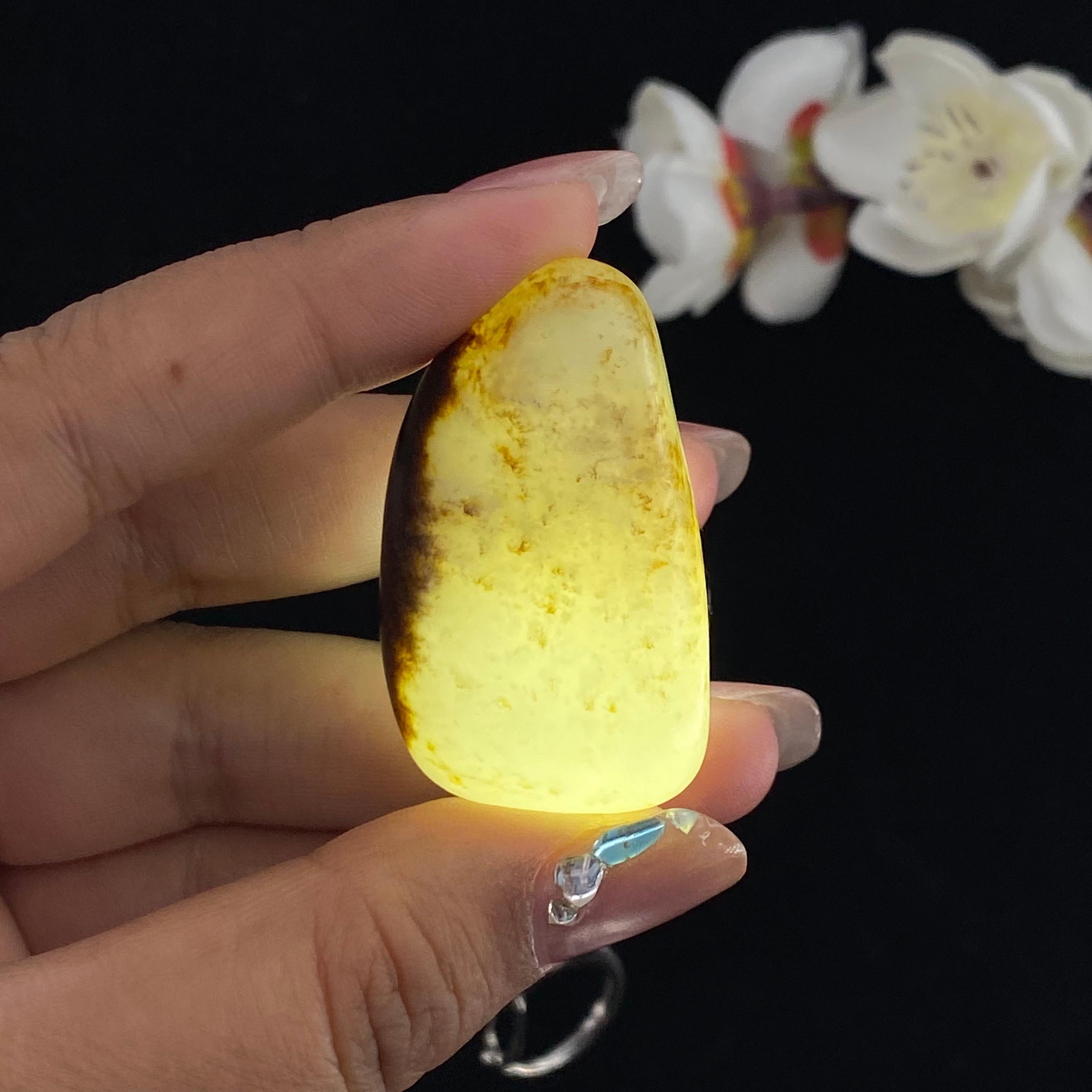 和田玉聚红皮籽料挂件（33.8g）