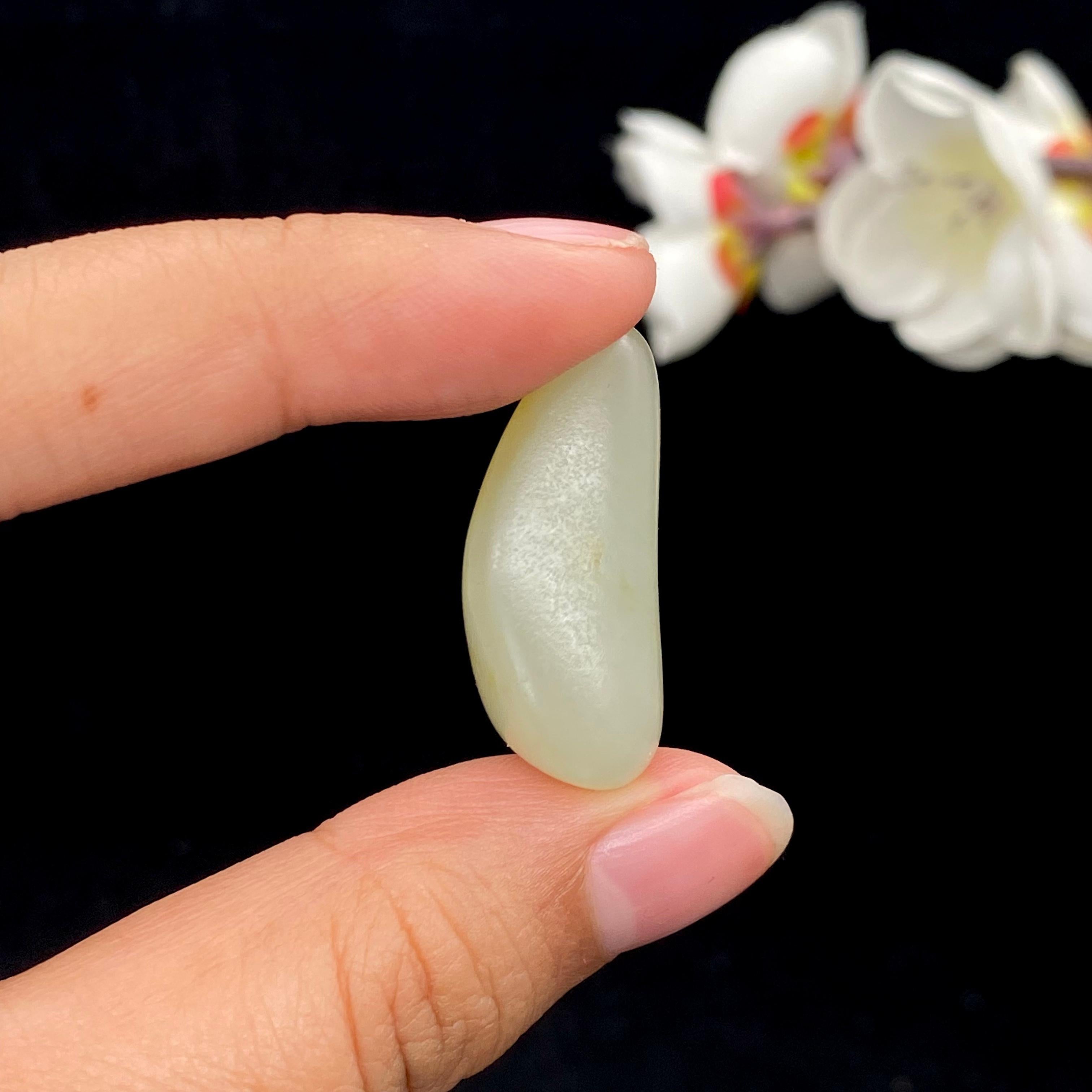 【超值推荐】和田玉黄皮籽料吊坠籽（9.6g）