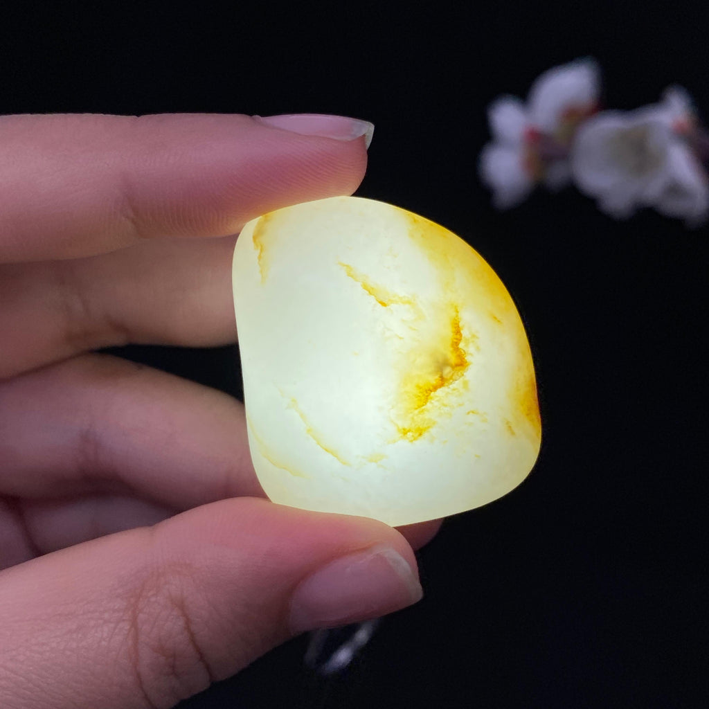 和田玉聚黄皮籽料挂件（22.8g）