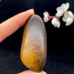 和田玉秋梨皮籽料手把件（47.3g）