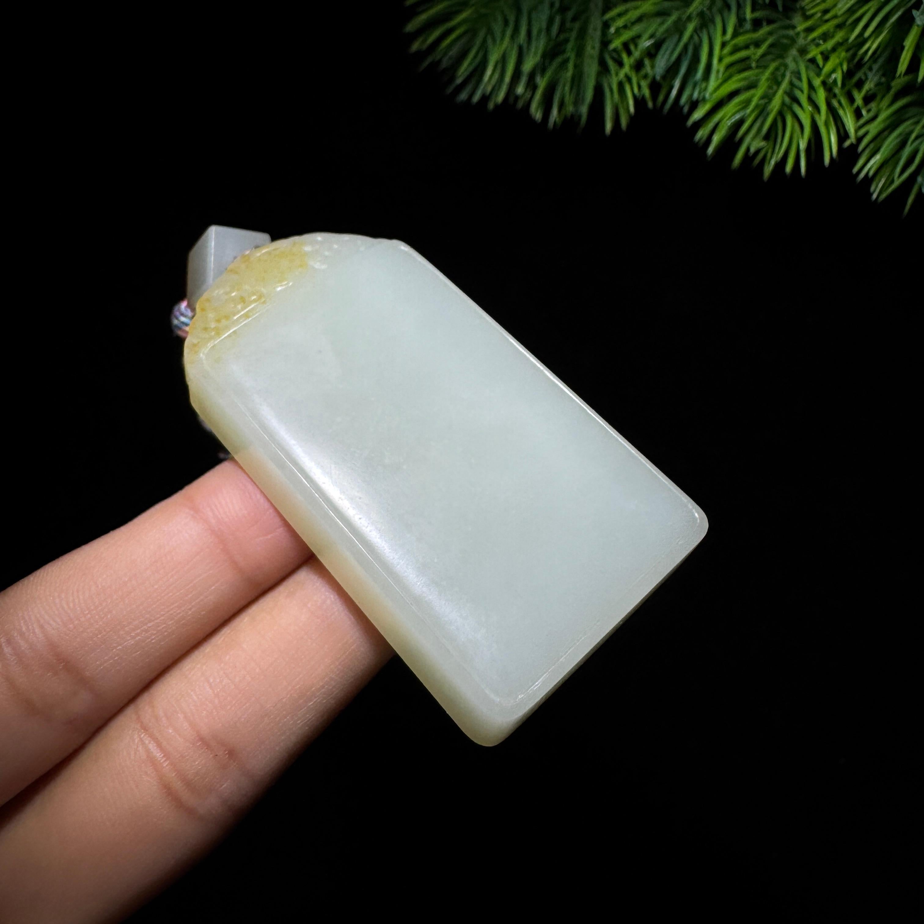 和田玉籽料撒金皮无事牌（64.0g）