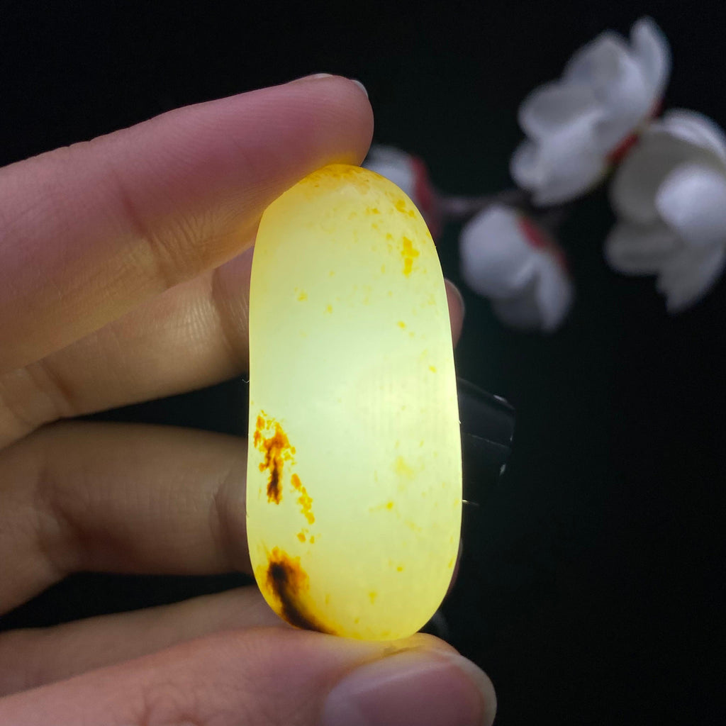 和田玉洒金皮籽料（15.1g）