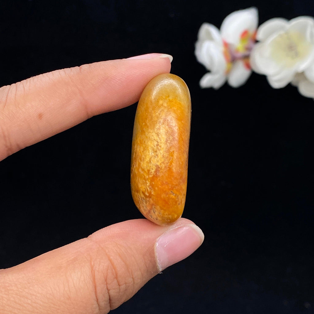 和田玉聚黄皮籽料挂件（32.6g）