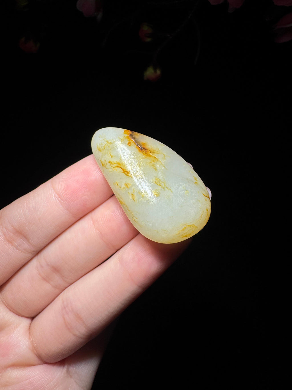 和田玉酒金皮籽料原石（17.7g）