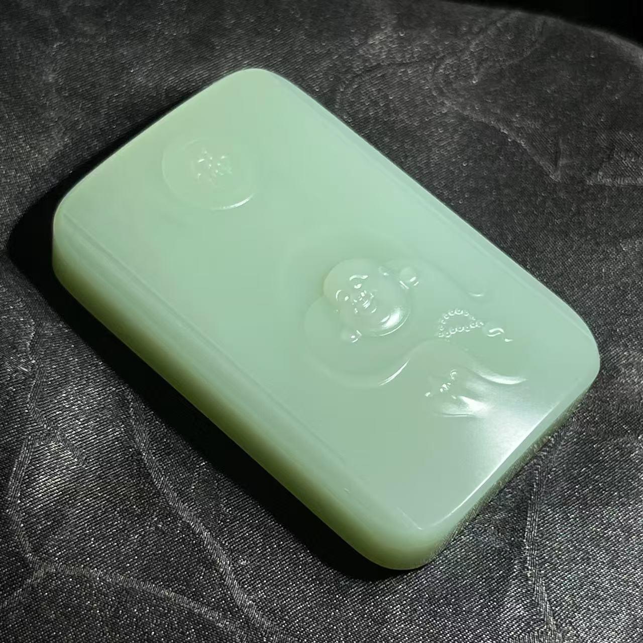 和田玉碧玉粉青佛公牌（50.7g）