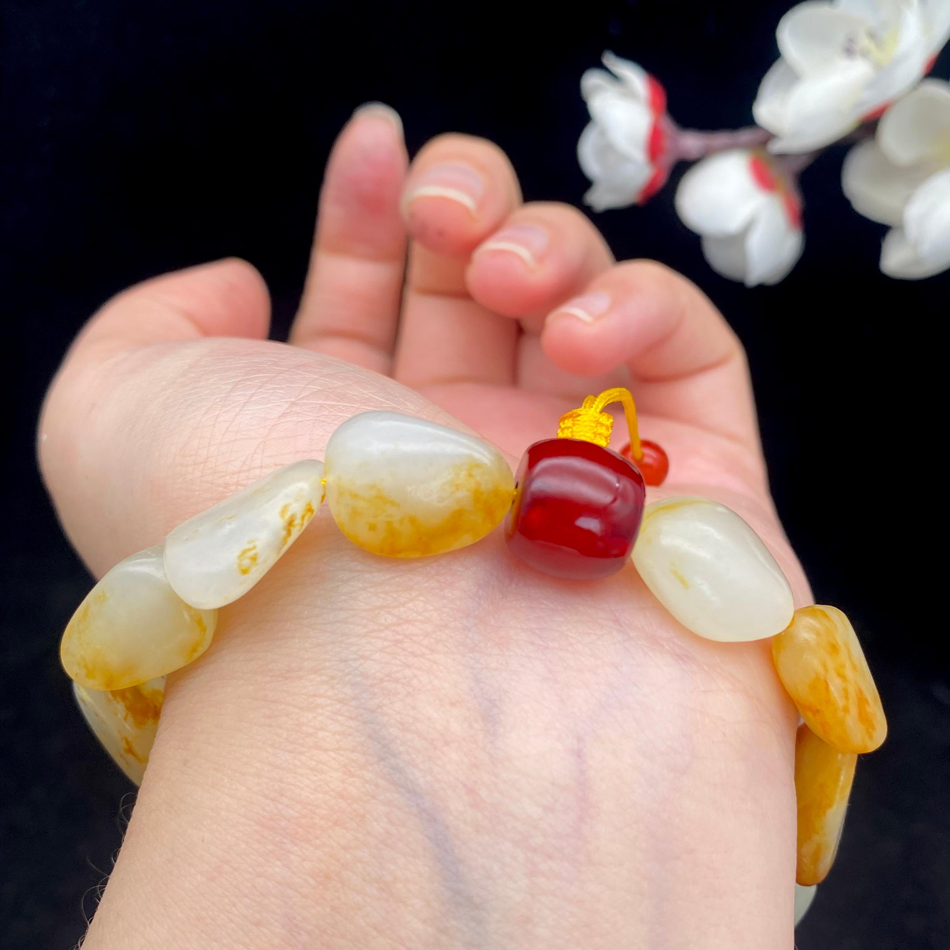 和田玉洒金皮籽料【精品手串】（33.5g）