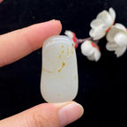 和田玉洒金皮籽料挂件（23.7g）
