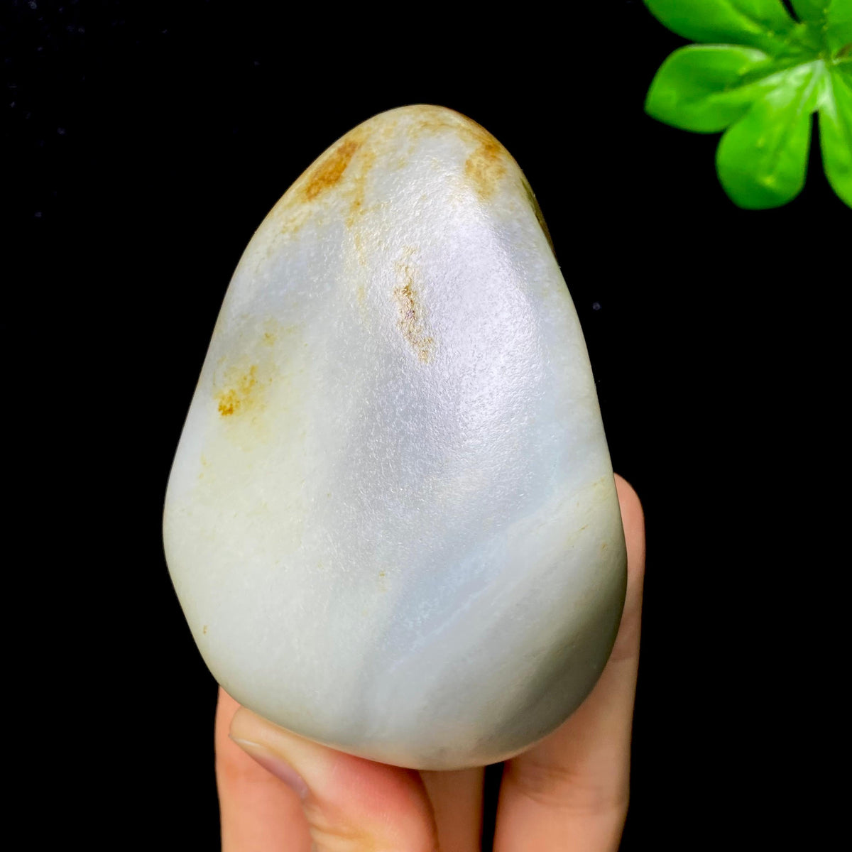 和田玉籽料青花带秋梨皮（287.7g）