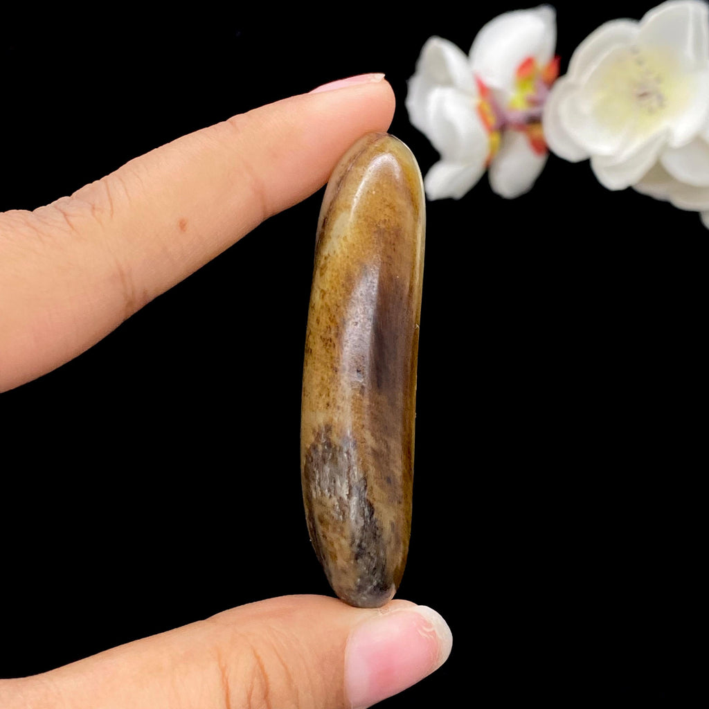 和田玉秋梨皮籽料大挂件（52.7g）