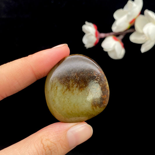 和田玉-聚红皮籽料原石（22.4g）
